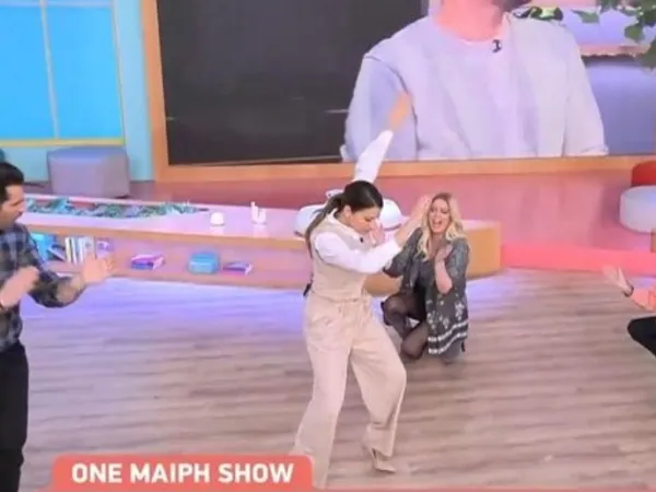 Η Ελένη Χατζίδου χορεύει ζεϊμπέκικο στο πλατό του Breakfast@Star