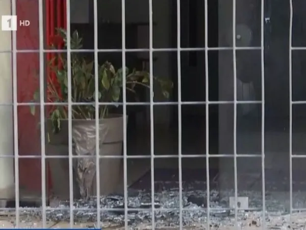Ταύρος: Έκρηξη από γκαζάκια στην είσοδο κολλεγίου