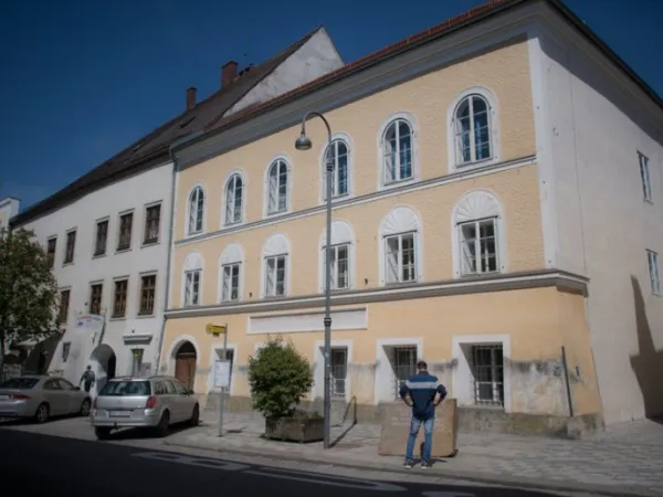 Το σπίτι όπου γεννήθηκε ο Χίτλερ στην Αυστρία