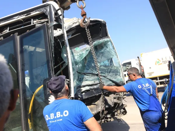Ατύχημα με λεωφορείο στα Λιόσια