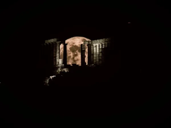 Ο Ναός του Ποσειδώνα στο Σούνιο