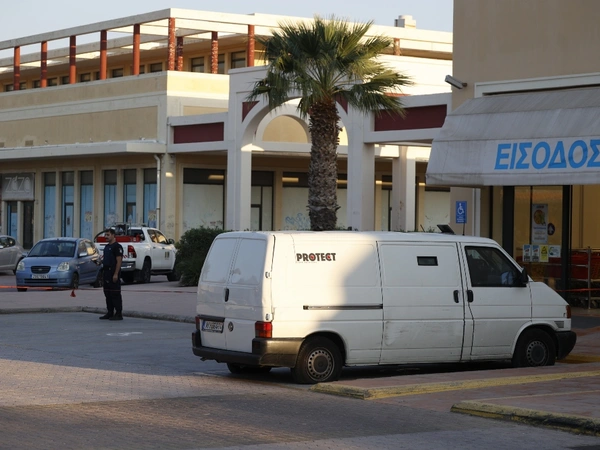 Ληστεία σε χρηματαποστολή στο Λαύριο