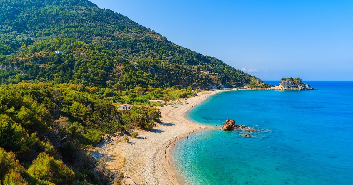 Ένα καταπράσινο νησί στην άκρη του Αιγαίου στους κορυφαίους καλοκαιρινούς προορισμούς στην Ευρώπη