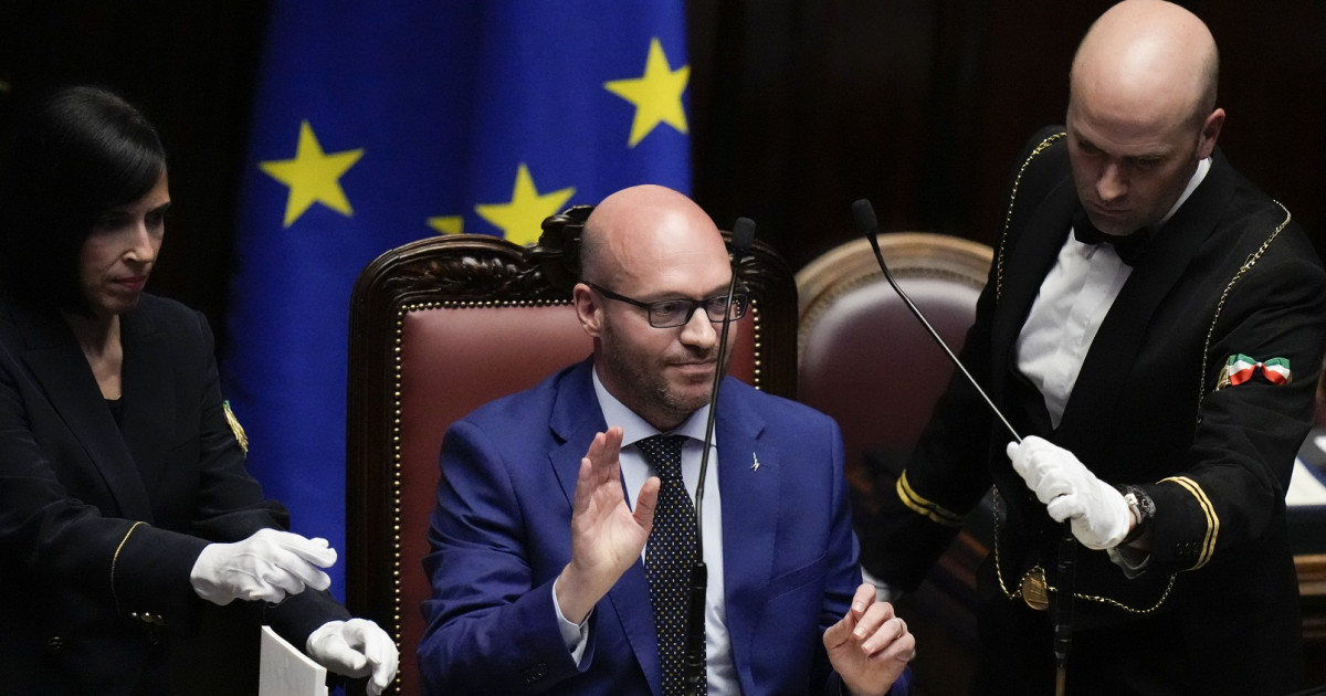 Italia: Presidente del Parlamento Lorenzo Fontana – Ala di destra e amico della Golden Dawn