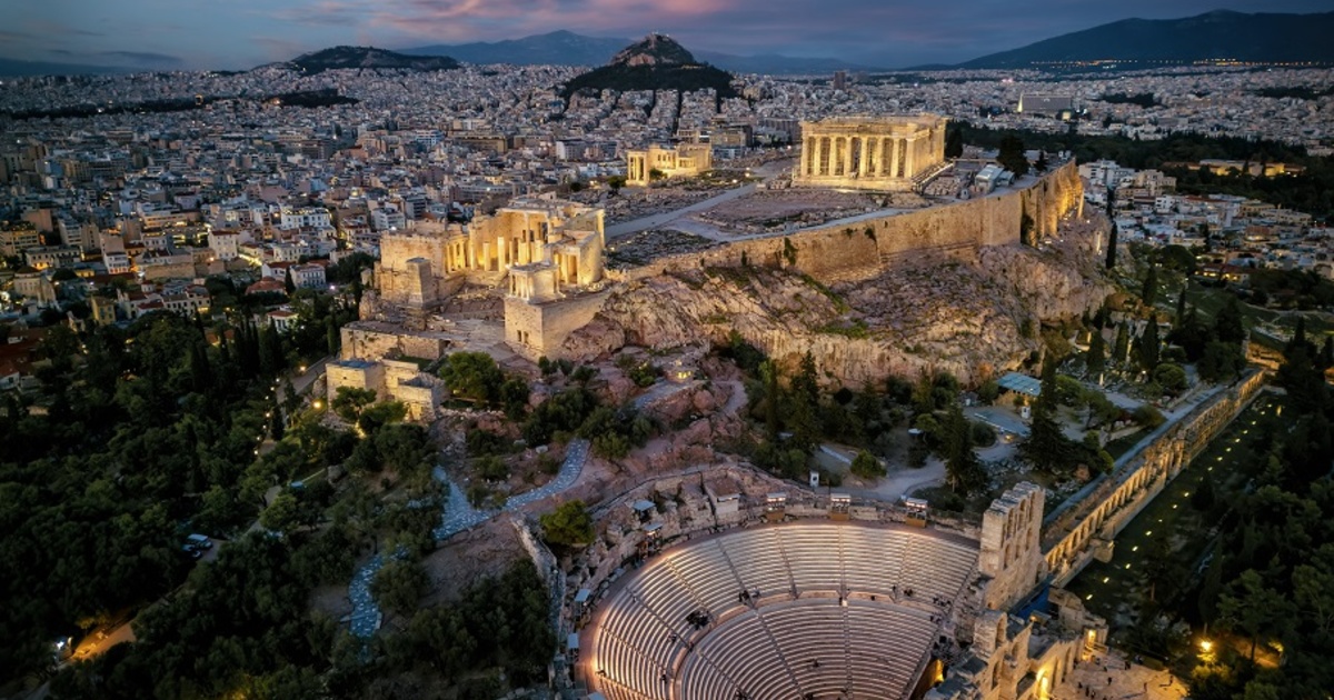 La vetta e la posizione inaspettata di Atene