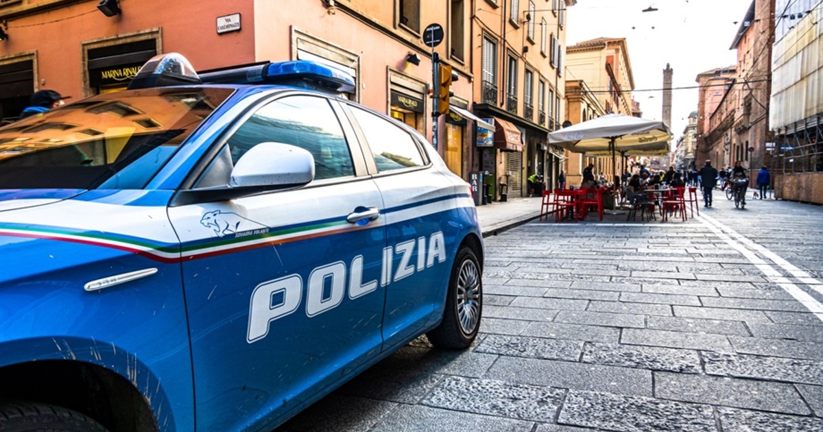 Ha ucciso la sua ex moglie davanti ai loro figli