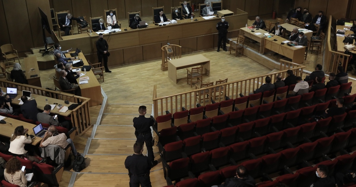 Τέμπη: Aναβλήθηκε επ’ αόριστον η δίκη του ελεγκτή της Εθνικής Αρχής Διαφάνειας για τη Σύμβαση 717