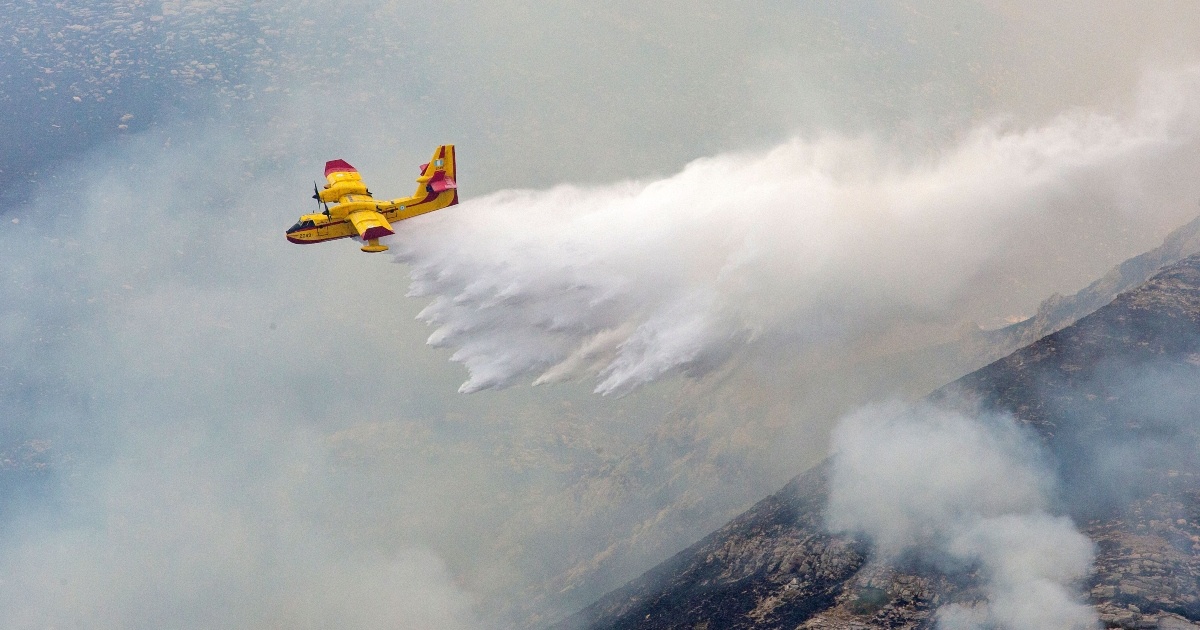 Ήχησε το 112 για τη φωτιά στο Δερβένι Θεσσαλονίκης: Πέντε εναέρια στη μάχη της κατάσβεσης