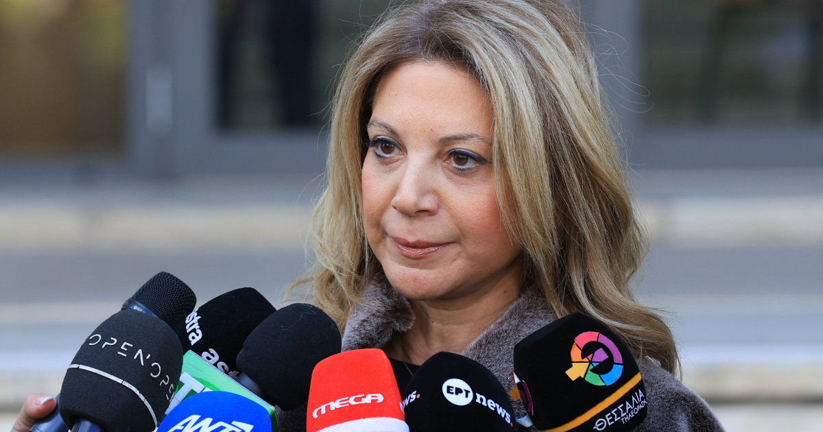 Οι αντιρρήσεις της Καρυστιανού για τον όρο «γυναικοκτονία» και η οργή της Γιάμαλη: «Λειτουργεί ως φυλετική διάκριση»