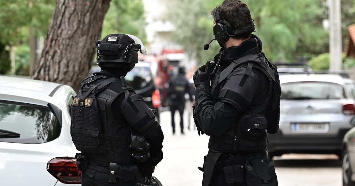 Καλλιθέα: Παραδόθηκε νεαρός για τη φονική συμπλοκή – Αναζητούνται κι άλλα άτομα