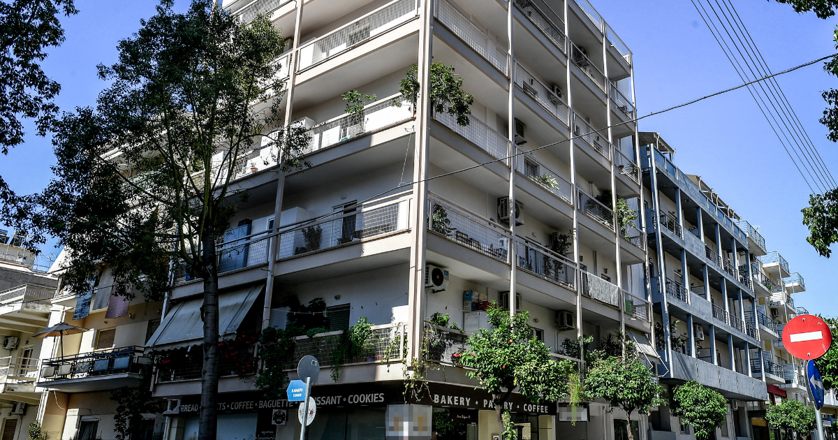 Καλαμάτα - Σπάραξε η αδελφή της 39χρονης και δίκασε τους χειροκροτητές: «Σχεδιάσαμε πώς να ξεφύγει αλλά δεν πρόλαβε»