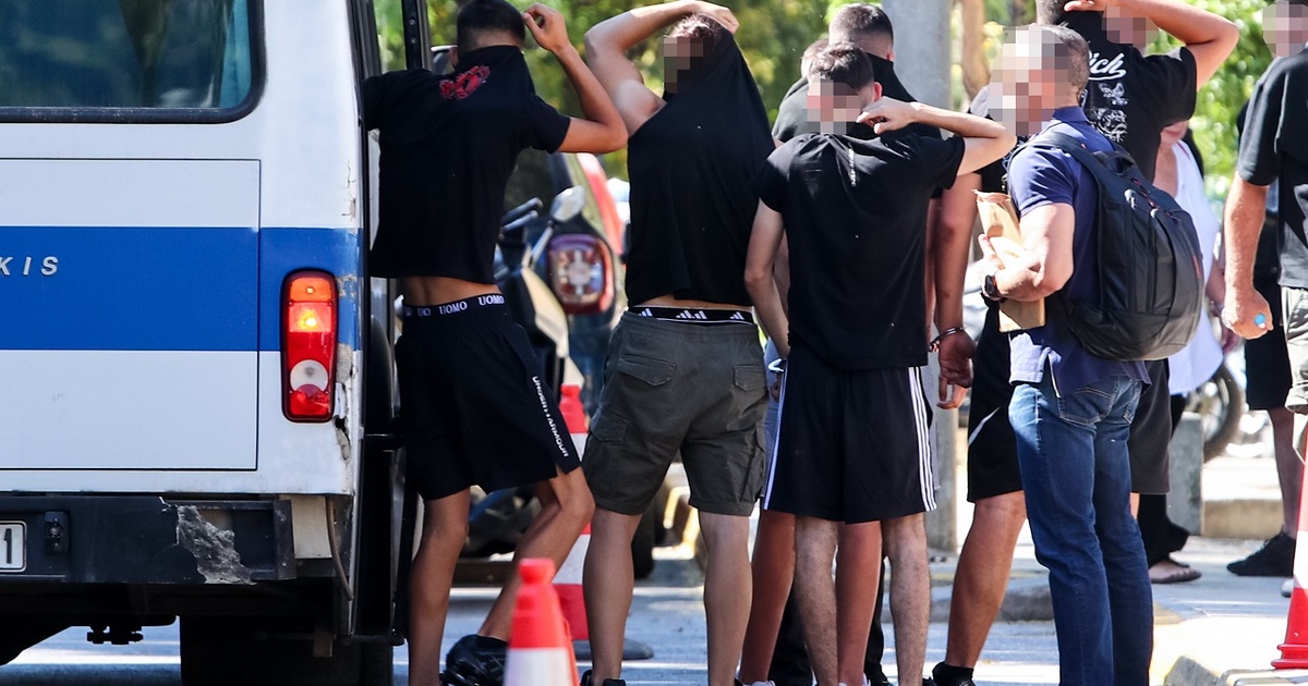 Καλλιθέα: Στην Ευελπίδων οι εφτά για τη δολοφονία του 15χρονου - Αναλυτικά οι κατηγορίες