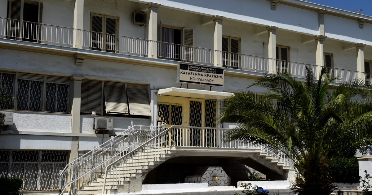 Θρίλερ στον Κορυδαλλό: Νεκρή η πρώην σύζυγος του καθηγητή που δολοφονήθηκε στην Αγία Παρασκευή