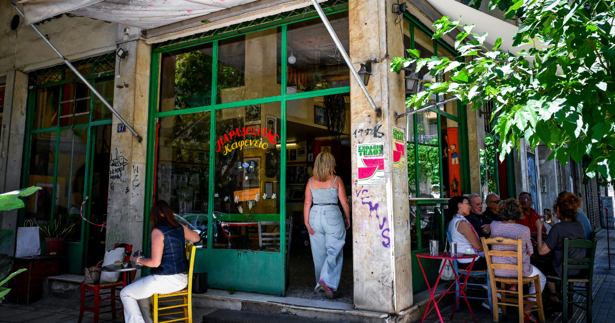 Κραυγή για να σωθεί η Μουριά, το καφενείο κόσμημα των Εξαρχείων