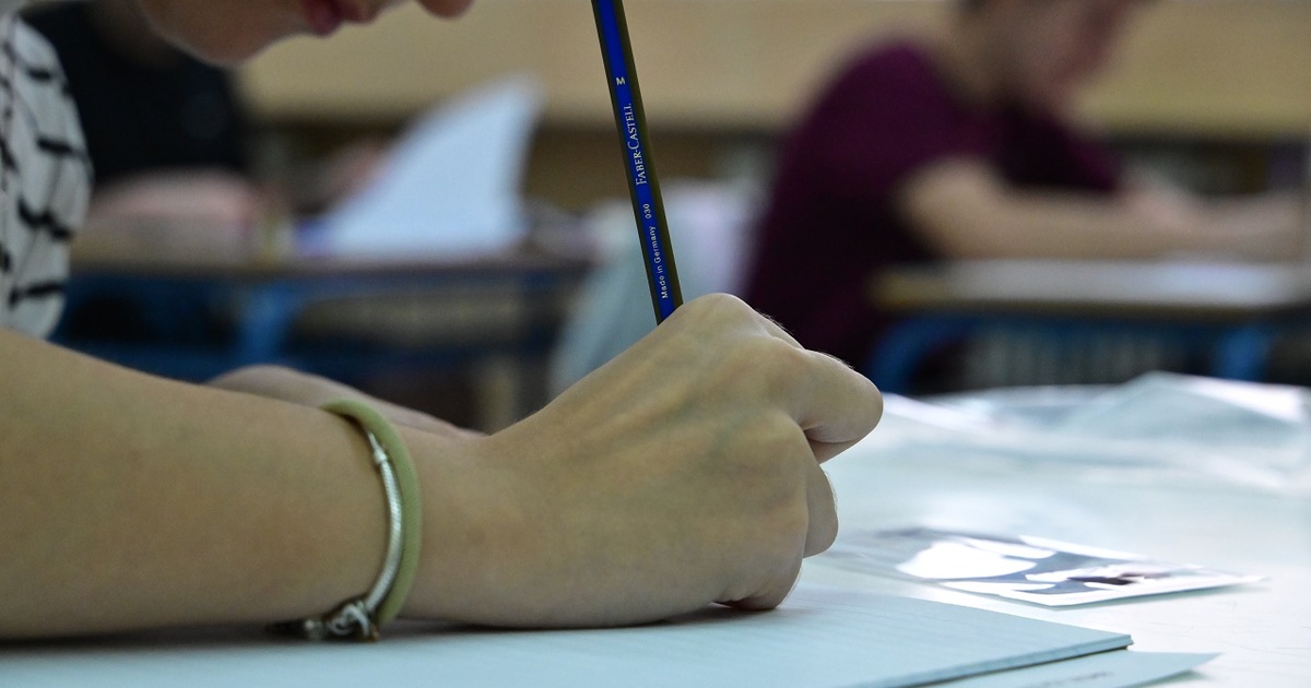 Πανελλαδικές Εξετάσεις 2026: Οι εκτιμήσεις για τις βάσεις εισαγωγής στα ΑΕΙ