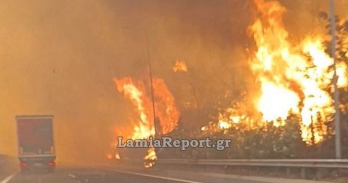 Πύρινα μέτωπα σε Βοιωτία και Θεσσαλονίκη: Κλειστή η εθνική οδός - Τέσσερις συλλήψεις για φωτιά