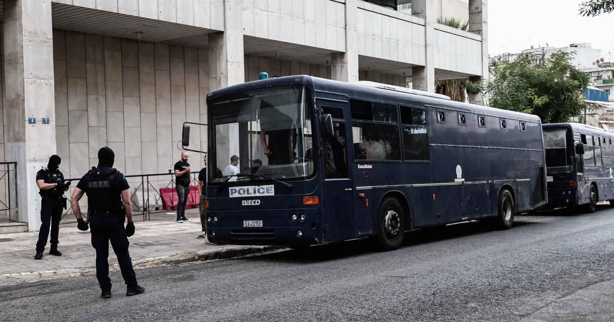 Εγκληματική οργάνωση οργανωμένων οπαδών: «Ραντεβού», επιθέσεις, εκβιασμοί και «ροζ κοκαΐνη»