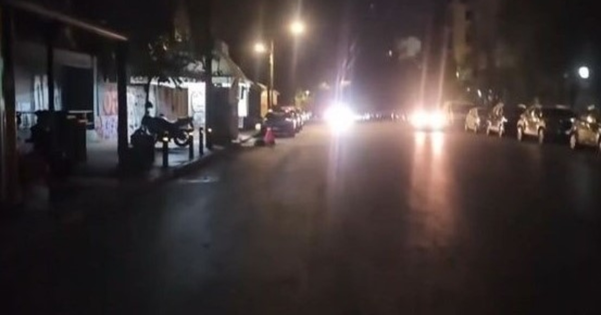 Ο δρόμος στο κέντρο της Αθήνας που είναι πιο σκοτεινός και από τη Μόρντορ