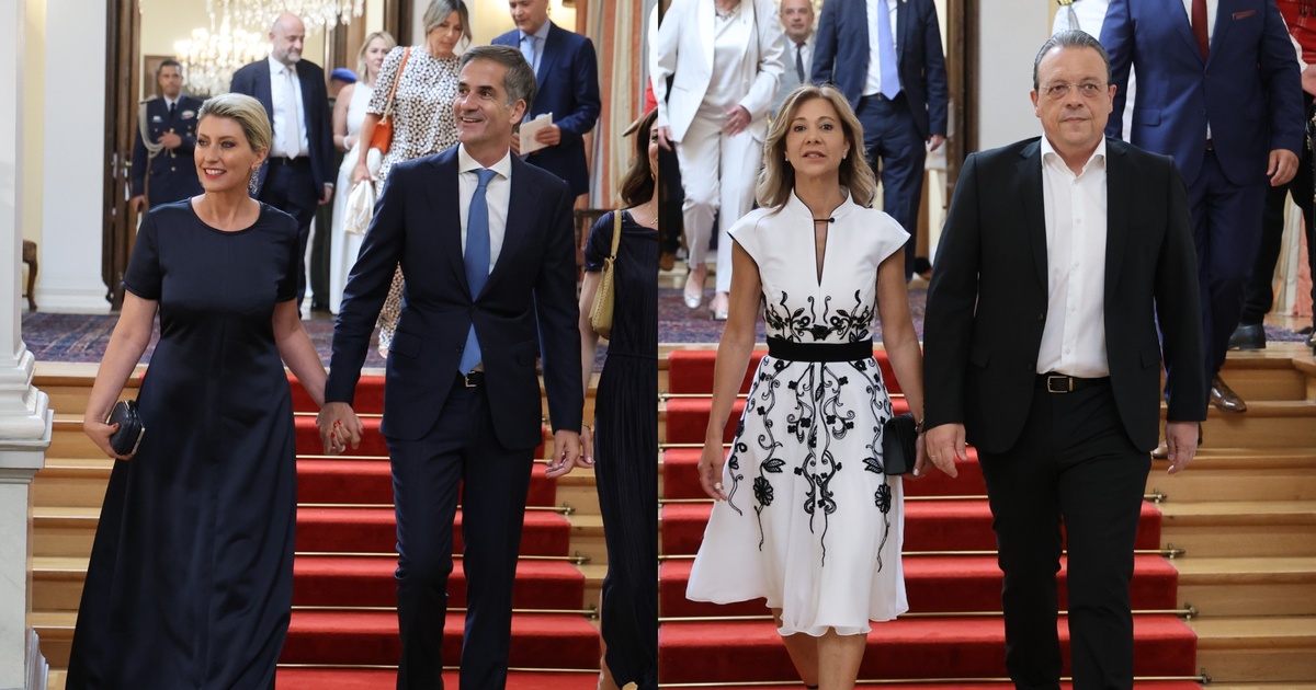 Εντός του Προεδρικού Μεγάρου η δεξίωση για την 52η επέτειο αποκατάστασης της Δημοκρατίας