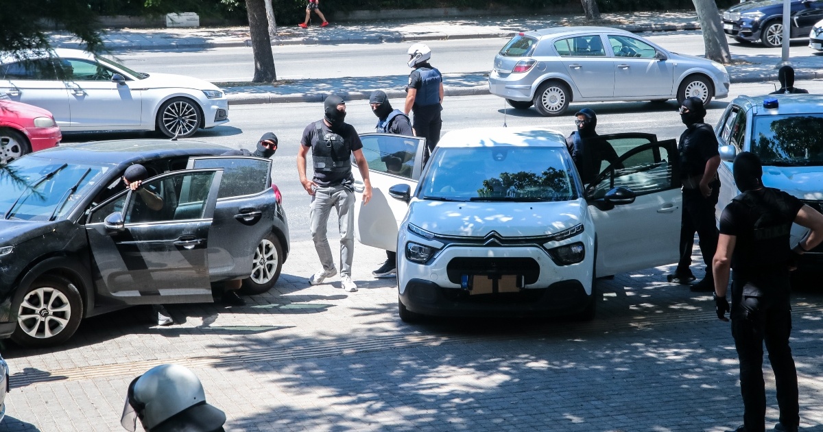 Βάγια Νέστορα: Δίωξη για πέντε κακουργήματα στους τρεις συλληφθέντες για τη φονική εμπρηστική επίθεση