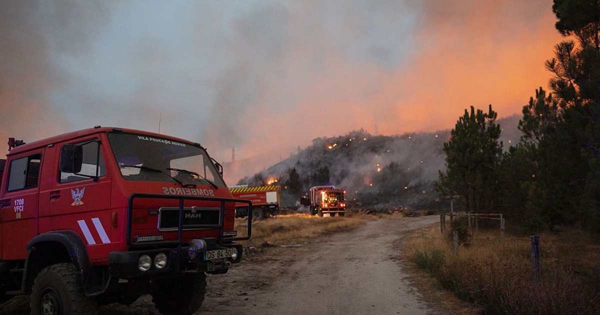 Μεγάλη φωτιά στην Πορτογαλία - Επιχείρηση με πάνω από 1000 πυροσβέστες