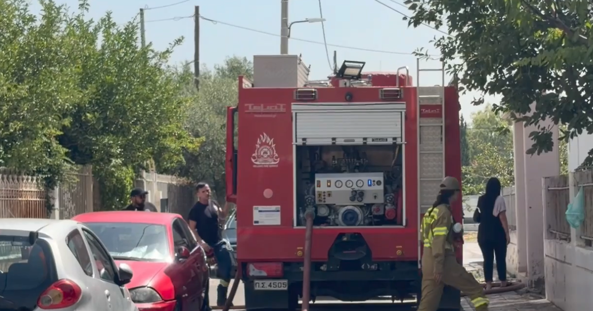 Άνω Λιόσια: Μπέρδεψε το νερό με βενζίνη και λαμπάδιασε το γκαράζ - Τι λέει ο 85χρονος εγκαυματίας