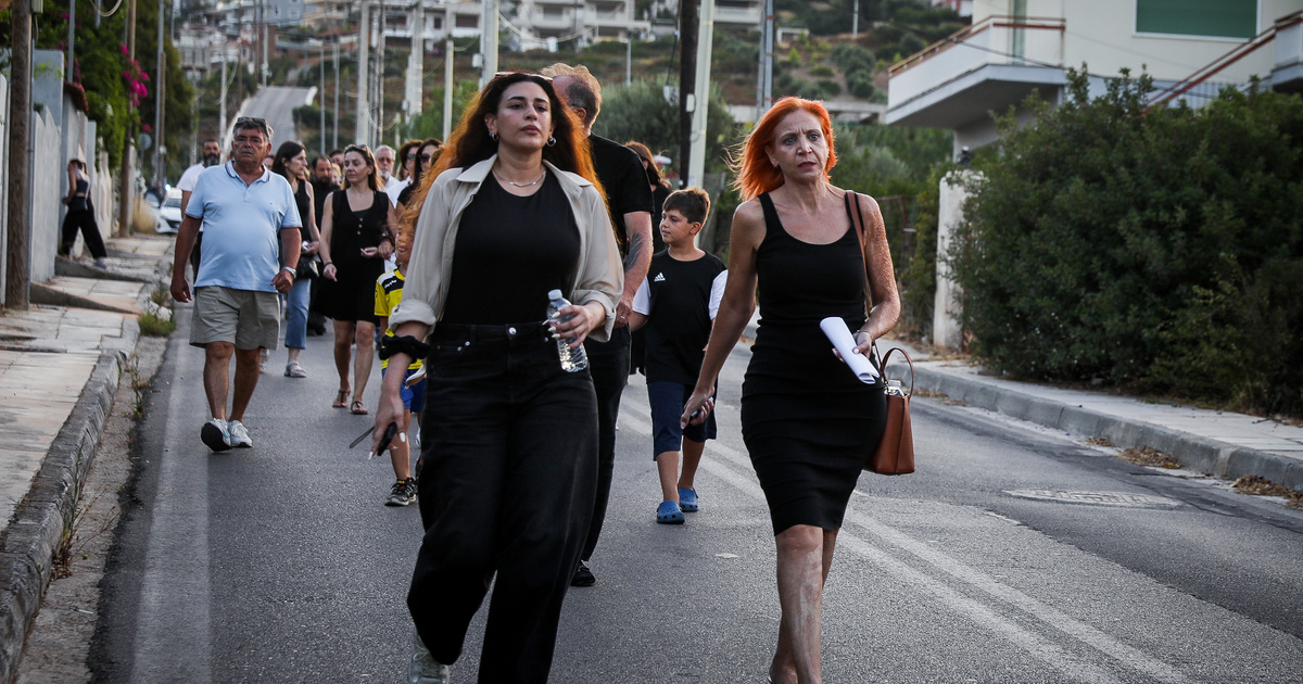 «Ο δρόμος της φωτιάς»: Η πομπή από τον Νέο Βουτζά προς το Μάτι, 8 χρόνια μετά την τραγωδία