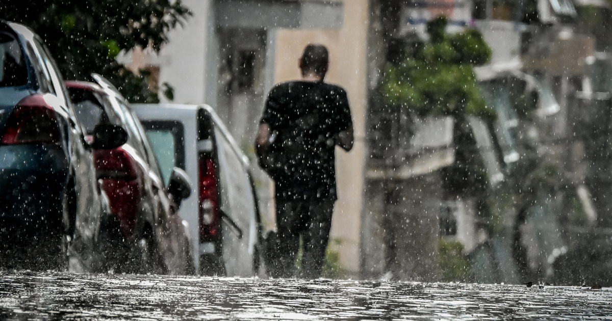 Η εξέλιξη της κακοκαιρίας μέχρι το Σάββατο: Πότε αναμένεται βελτίωση - LIVE χάρτης με τα φαινόμενα