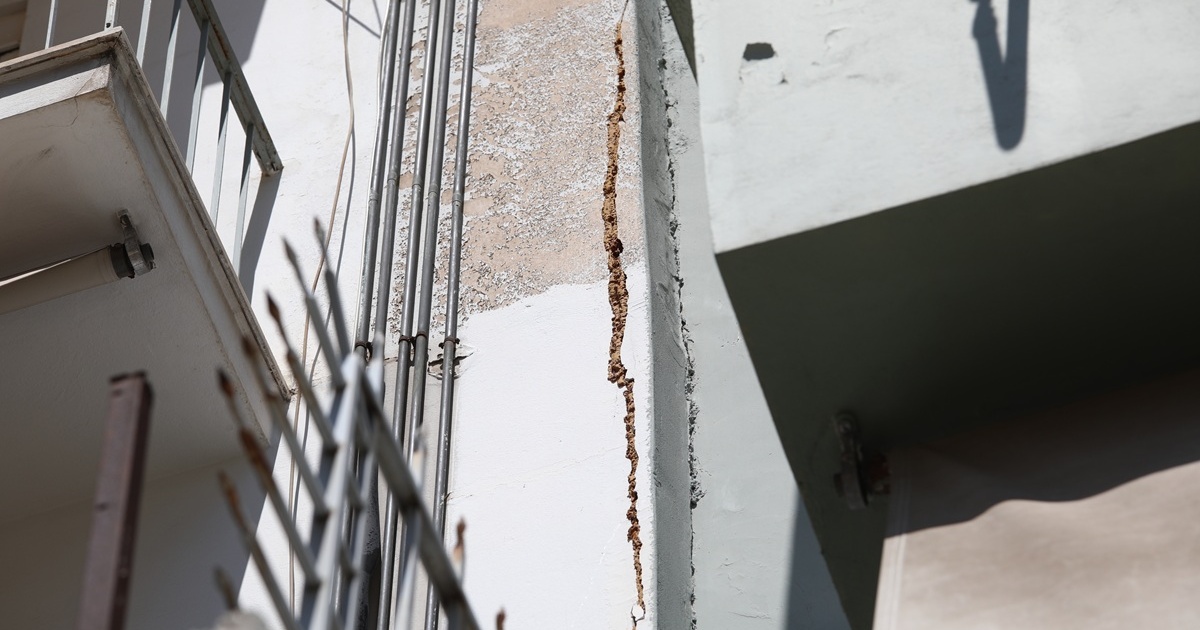 Κυψέλη: Ανησυχία μετά τις νέες δηλώσεις Λέκκα για τις ρωγμές - «Δεν ξέρουμε αν υπάρχει στατική επάρκεια»