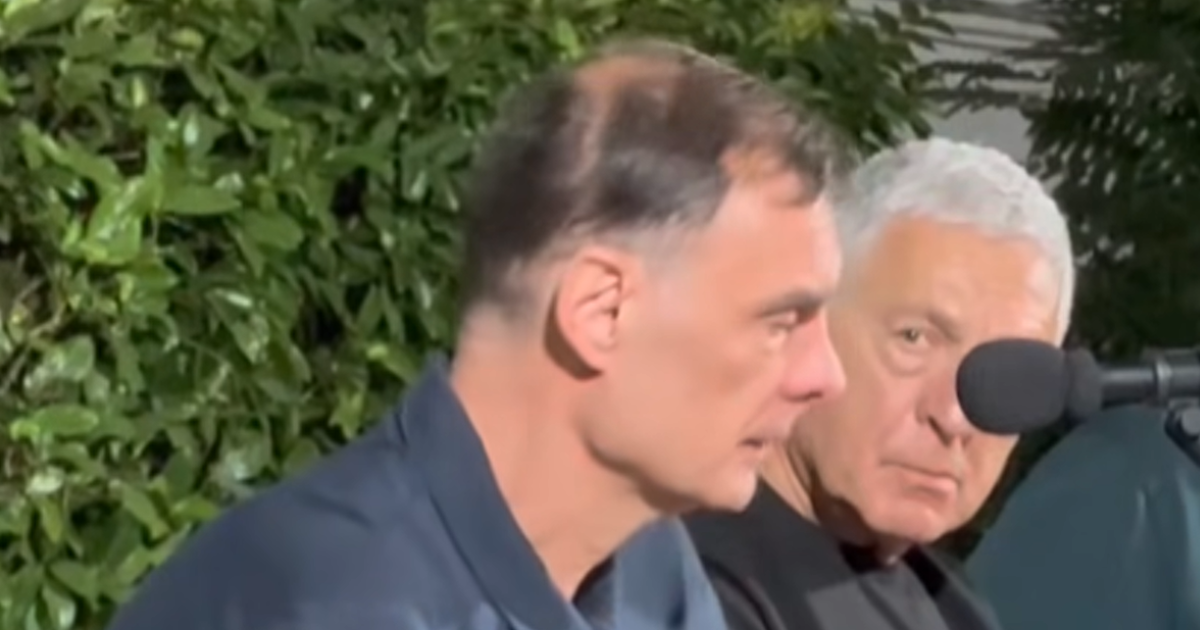 Γιώργος Μπαρτζώκας: Μιλά για τον πατέρα του συγκινημένος - «Αν δεν είχε αποδράσει, θα τον εκτελούσαν»
