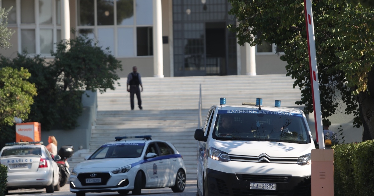 Φωτιά στο Σισμανόγλειο: «Δεν ήταν μόνο ένας ο νεκρός από την πυρκαγιά» λέει συγγενής θύματος