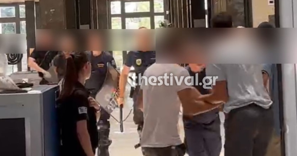 Θεσσαλονίκη: Συμπλοκή αστυνομίας με αλληλέγγυους μετά την προφυλάκιση του 25χρονου