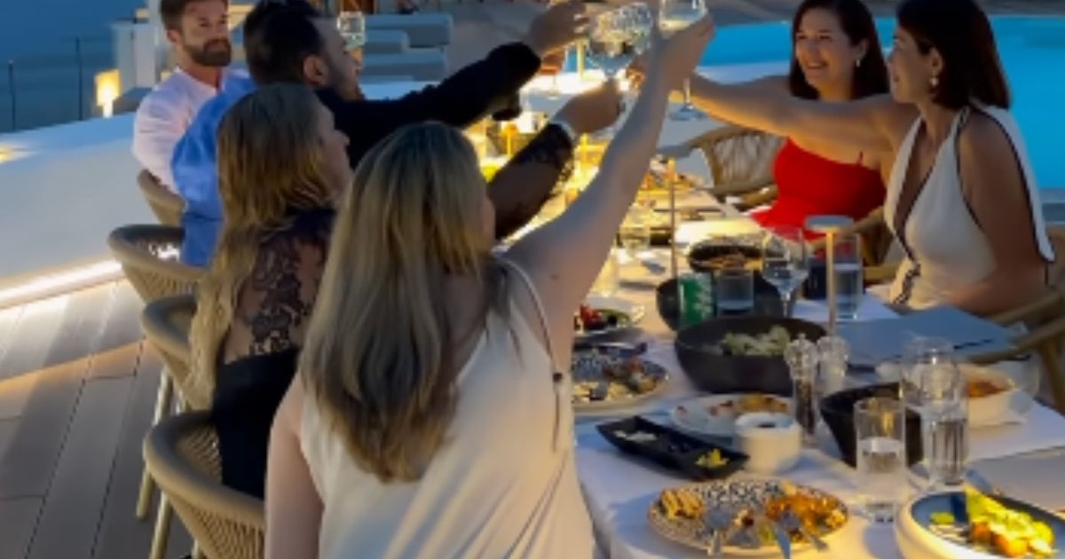 11 Τούρκοι Influencer έκαναν διακοπές σε Σκιάθο και Σάμο «κερασμένες» από τον ΕΟΤ