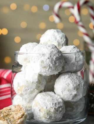 Κουραμπιέδες