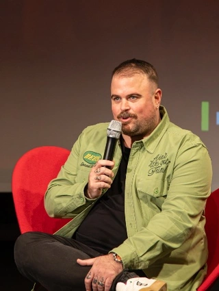 Η Novibet στο Personas του Reader