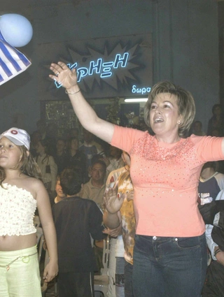 Πανηγυρισμοί για την νίκη της Έλενας Παπαρίζου στην Eurovision
