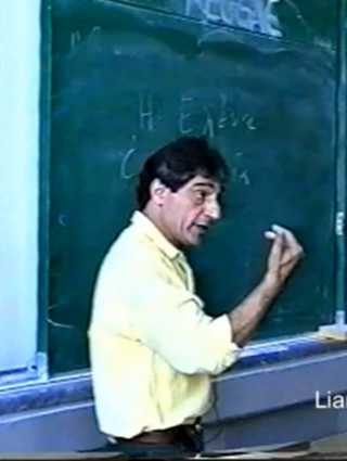 Στιγμιότυπο από μάθημα του Καθηγητή Δημήτρη Λιαντίνη προς τους μετεκπαιδευόμενους δασκάλους του Μαράσλειου Διδασκαλείου.