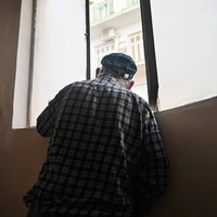 Οι γείτονες παρακολούθησαν από πρώτο χέρι το τι συνέβη το βράδυ της 23ης Σεπτεμβρίου 1998 στην οδό Νιόβης.