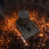 Ο Πανάγιος Τάφος στην Ιερουσαλήμ κατά την τελετή Αφής του Αγίου Φωτός
