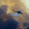 Ελικόπτερο σε επιχείρηση κατάσβεσης