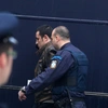 Ο Αλκέτ Ριζάι οδηγείται στις φυλακές