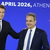 Μακρόν και Μητσοτάκης στο ΚΠΙΣΝ