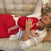 H Leah Stewart με την κόρη της