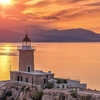 Λουτράκι - Φάρος