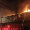Φωτιά σε κατάστημα στην Ομόνοια
