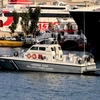 Σκάφος του Λιμενικού στο λιμάνι του Πειραιά