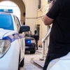 Άφιξη του 43χρονου δράστη στον εισαγγελέα Χανιά