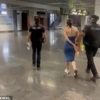 Η στιγμή της σύλληψης