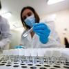 Εργαστήριο στο Ινστιτούτο Παστέρ επιστήμονες