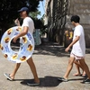 Ισπανοί καταφεύγουν στα σιντριβάνια εν μέσω καύσωνα